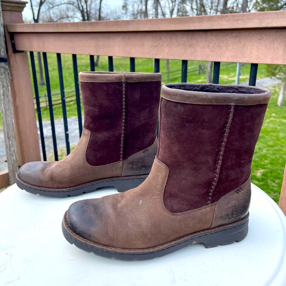 Size 8 Men’s UGG Brown Boots